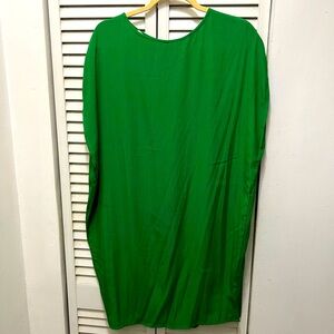 Beautiful green straight dress cut out sleeves simple and cute